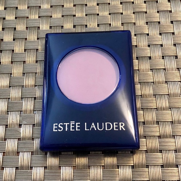 Estēe Lauder Compact Disc Eyeshadow, Coral 6W - Picture 2 of 6